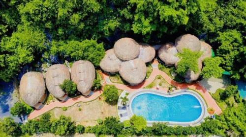 Ninh Binh Cabin | Relaxing Trang An Royal Bungalow with Oceanfront Amenities