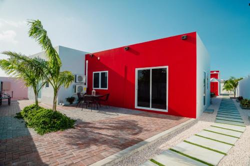 Cas Ariba Apartment | Tranquil Oceanfront Apartments with Pool & 9.5/10 Rating