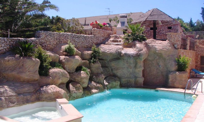 Santa Maria Estate Villa | Premier Mellieha Villa Apartments: Pool, Ocean View & Terrace