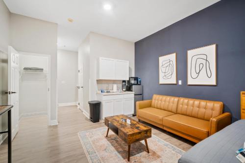 Grand Bay Apartment | Pet-Friendly Oak & Fountain Resort with Free Wifi & Parking