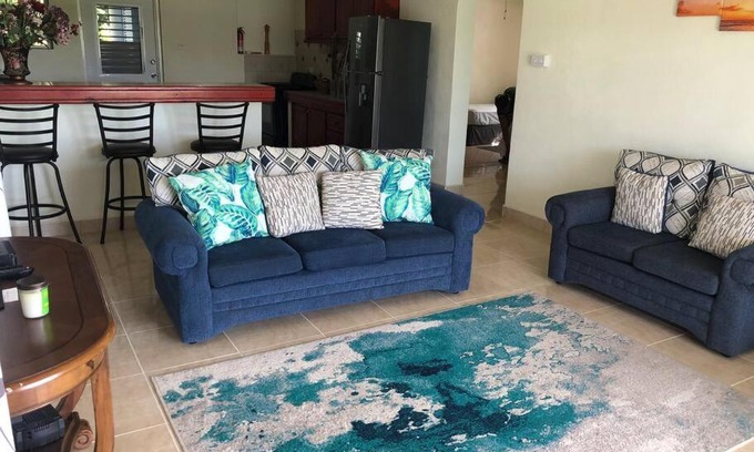 Woodbourne Apartment | Relaxing 2-Bedroom Rental in Beautiful Barbados for Families