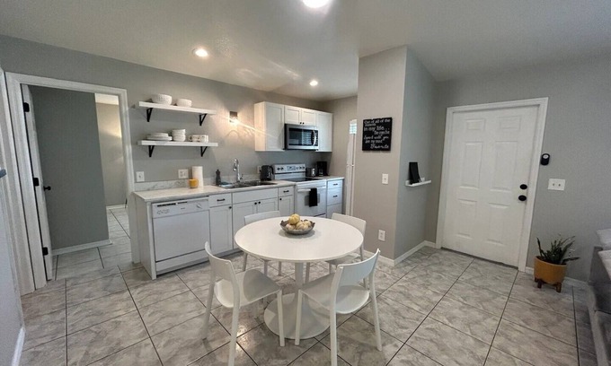 Rotonda Heights Condo | Tranquil 2 BR/2 BA condo in Rotonda West with screened lanai, and canal