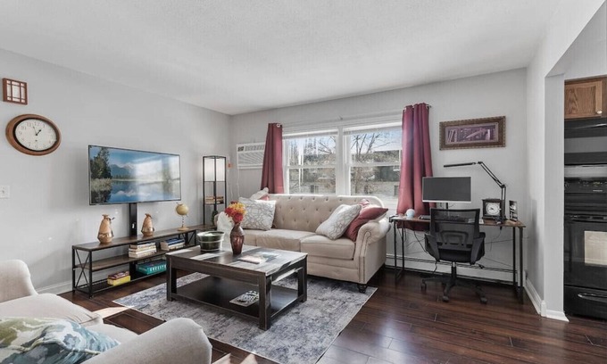 Spring Lake Park Apartment | Serene 2BR Apartment in Northeast Minneapolis – Pet Friendly