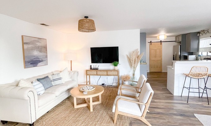 Morro Bay Cottage | Cozy 3-Bedroom Beach Cottage Ideal for Family Getaways