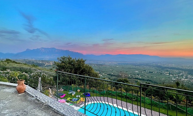 Campagna Villa | Tranquil 4 Bedroom Villa with Ocean View & Private Pool