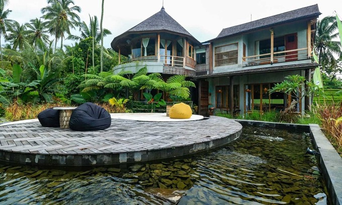 Sukasada Villa | Serene 4 Bedroom Villa with Rice Terrace and Pool Access