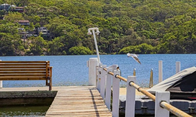 Woy Woy House | Tranquil Abode with Spa & Jetty