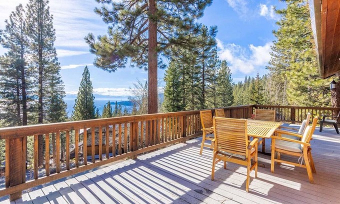 Incline Village Cabin | Cozy Home with Breathtaking Lake Views and Pool Access