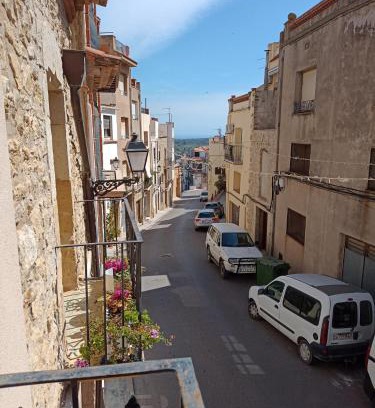 Cervera del Maestrat House | Tranquil and Spacious Townhouse in Historical and Picturesque Cervera Del Maestre