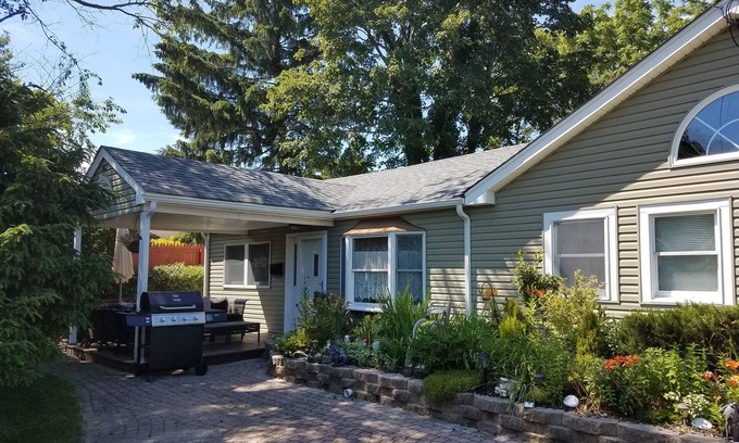 Spring Lake Heights House | Serene Beach Ranch: Pool, Lake & Ocean Views Await You
