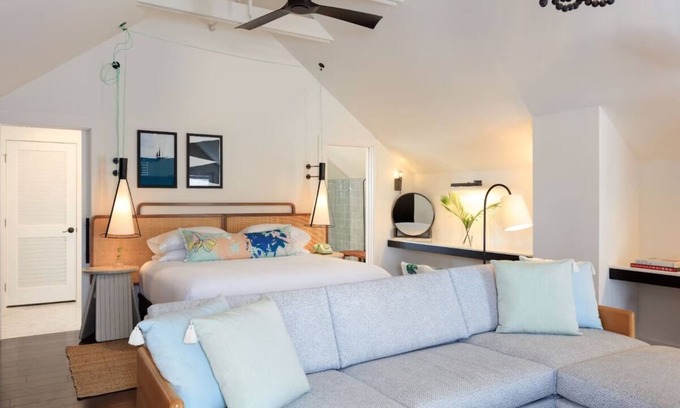 Old Town Hotel | Beachy Bungalows: Pet-Friendly Retreats in Key West