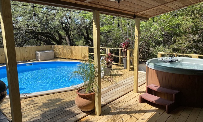 Wimberley Cabin | Romantic Cabin Escape with Private Pool & Hot Tub