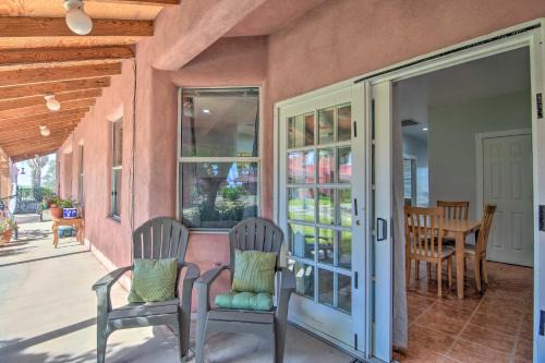 Eleven Mile Corner Apartment | Serene Eloy Apartment with Inviting Oasis Courtyard