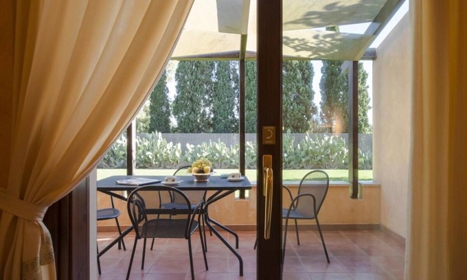 Pula Apartment | Relaxing Lantana Resort 2 Bedroom Apartments for Families