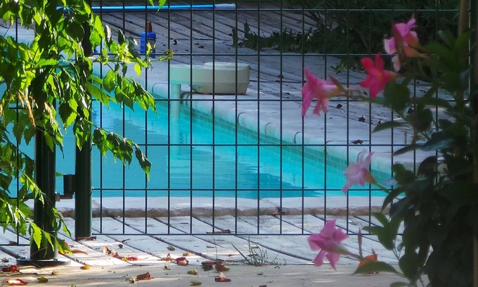 Saint-Paul-en-Foret House | Idyllic Maison de Fôret: Private Pool & Walk to Village