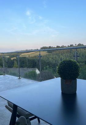 Umberleigh House | Idyllic Pine Lodge: Family-Friendly Retreat with Pool