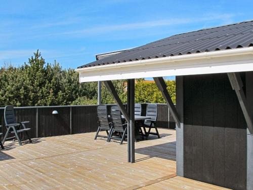 Hals House | Cozy Holiday Home for 6 in Family-Friendly Hals