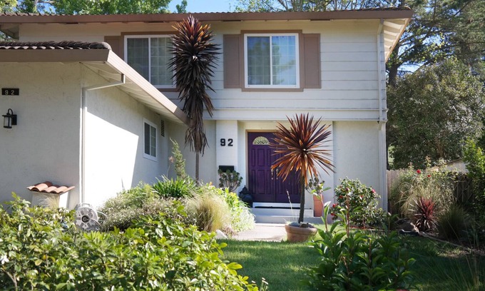 Moraga House | Serene Private Summer Retreat with Pool and Spa Amenities