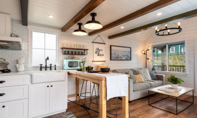 Guerneville House | Serene Redwood Retreat with Spa and Hot Tub Amenities
