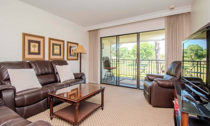 Wesley Chapel Condo | Serene Saddlebrook Condo: Nature Views & Poolside Relaxation