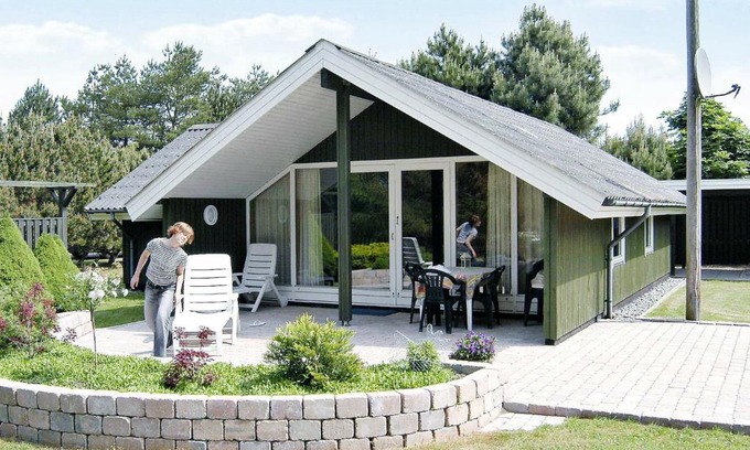 Idestrup House | Inviting Three-Bedroom Holiday Home in Idestrup 3
