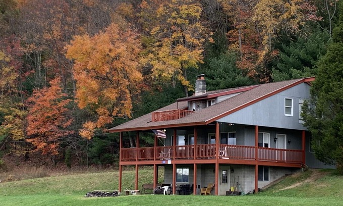 Kunkletown House | Serene Mountain Retreat with Pool and Breakfast Included