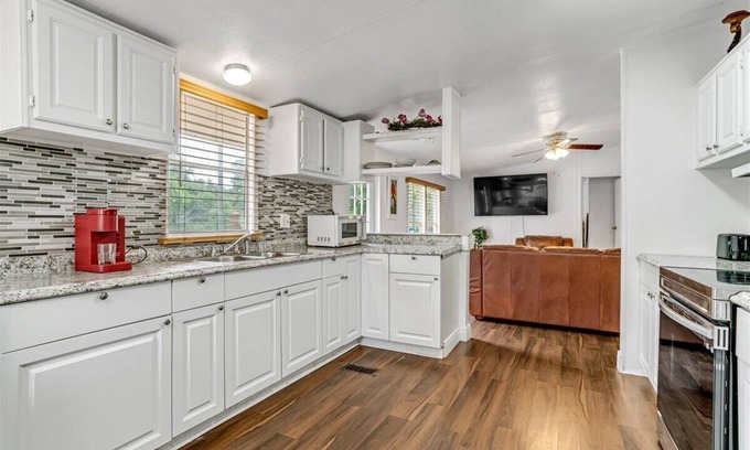 Wesley Chapel House | Peaceful Country Retreat Near Busch Gardens & Attractions