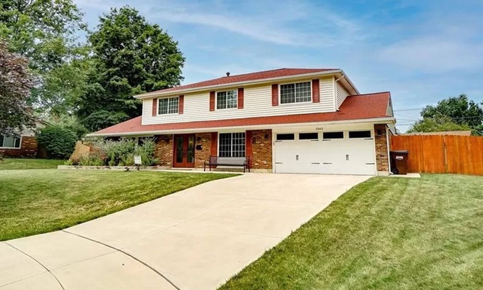 Kettering House | Relaxing Retreat with Spa and Pet-Friendly Amenities
