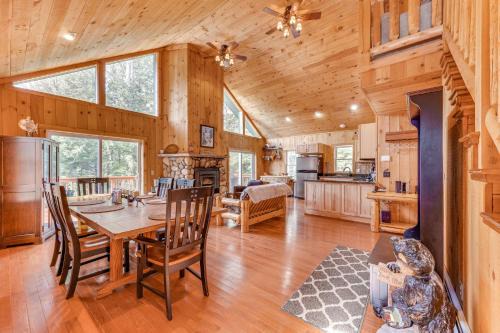Thornton House | Serene Thornton Cabin with Deck, Scenic Views & Game Room
