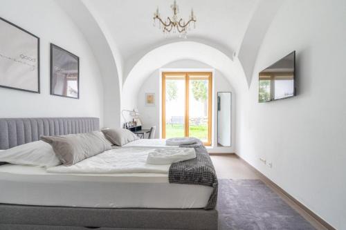 Mautern an der Donau Apartment | Relaxing Retreat at Wachau Ruhepol with Garden Terrace