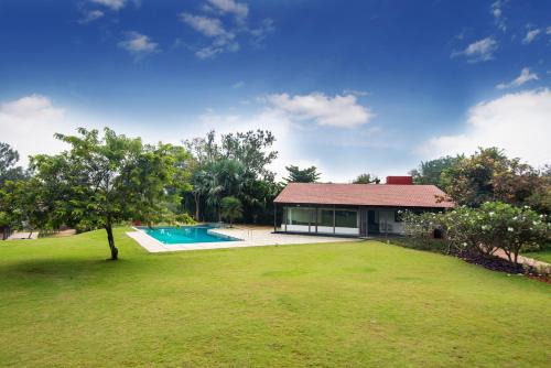 Agara Villa | Tranquil Woods - 2BR Villa with Private Pool & Lawn near Bangalore