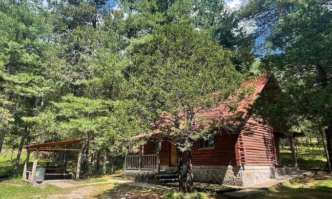 Pueblo Nuevo Cabin | Relax at Tranquila Cabaña - Parque La Pirámide: 10/10 Stay