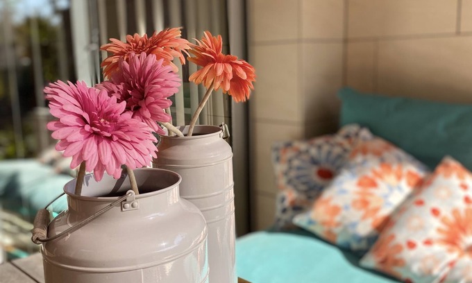 Teia House | Idyllic Garden Retreat - Family & Pet Friendly Escape