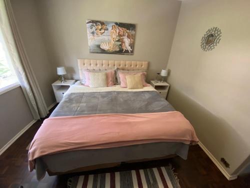 Vila Iara Apartment | Peaceful Retreat in Prime Capivari Location, 4-Star Hotel