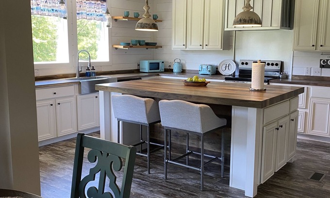 Tylertown House | Pet and Child Friendly Retreat at Tranquility 360 Degrees