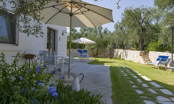 Mattinata House | Serenity and Comfort Amidst Olive Trees, Close to the Sea