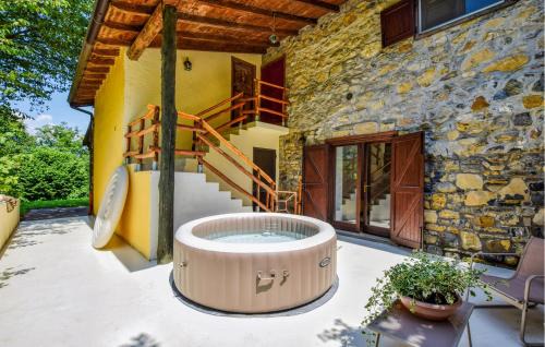 Solto Collina House | Relaxation Awaits at Our Family-Friendly Pool Retreat