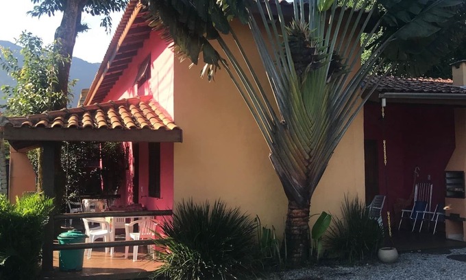 Maresias Ski Chalet | Peaceful Retreat with Ocean Views and Family-Friendly Amenities
