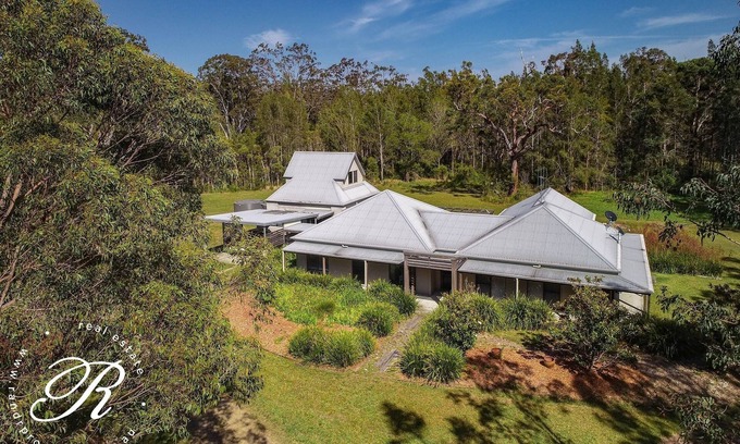 Bungwahl House | Serene Retreat Near Lakes and Beaches with Ocean Views