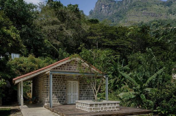 Koslanda Cabin | Budget-Friendly Tranquilla: Pet Friendly with Breakfast & More
