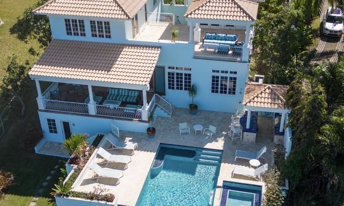 Puntas Villa | Tranquilo: Oceanfront Escape with Pool and Spa Amenities