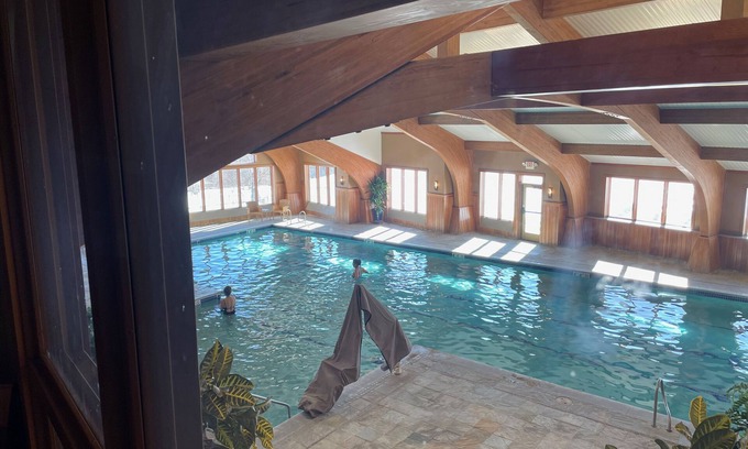 Moscow Ski Chalet | Unforgettable Stay at Trapp Family Lodge Guest House