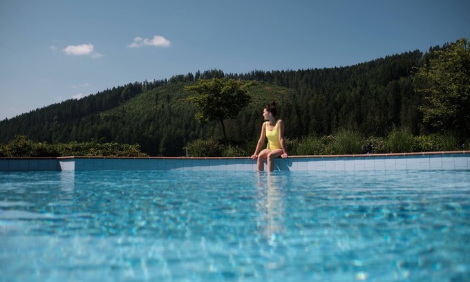 Baiersbronn Hotel | Elegant Traube Tonbach: 5-Star Hotel with Spa & Pool