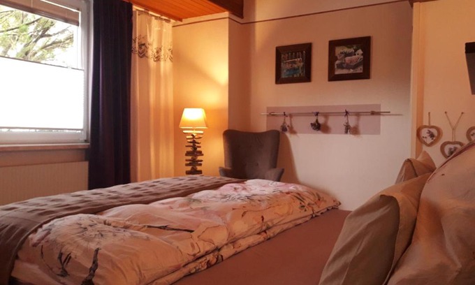 Linz Apartment | Top-Rated Traumapartment Pöstlingberg with Pool & Ocean View