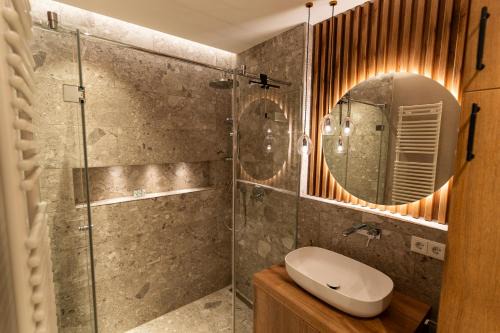 Innenstadt Apartment | Elegant City Apartment in Central Augsburg - Family-Friendly Stay