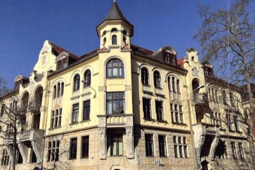 Zentrum-Nord Apartment | Inviting Apartment in the Heart of Leipzig with Hot Tub