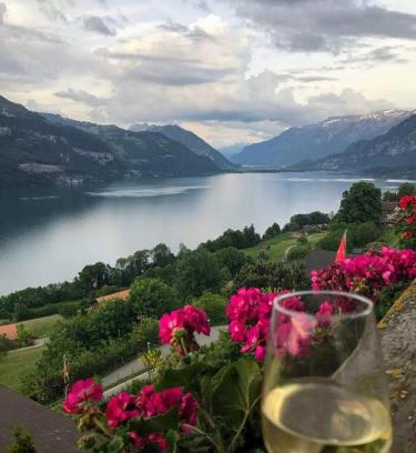 Krattigen Apartment | Inviting Chalet with Breathtaking Ocean Views & High Ratings
