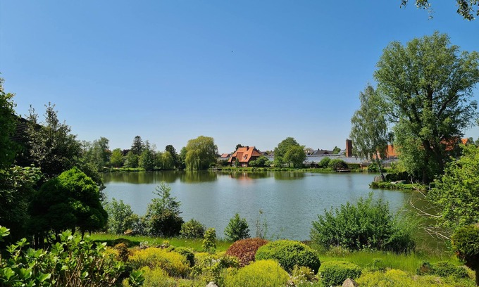 Winsen Apartment | Idyllic Lakeside Retreat Between Elbe and Lüneburger Heide