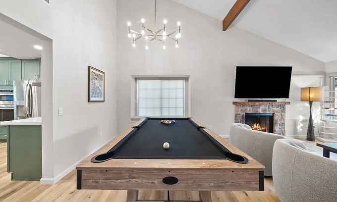 Mira Mesa House | Traveler's Dream New Modern Farmhouse Retreat