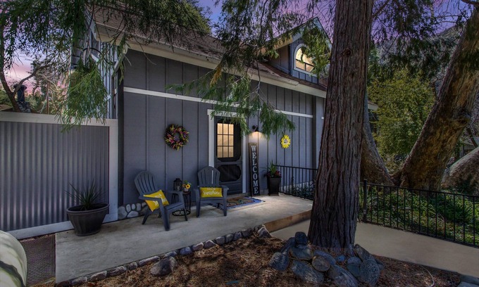 Mentone House | Essential Housing for Traveling Nurses with Family-Friendly Amenities